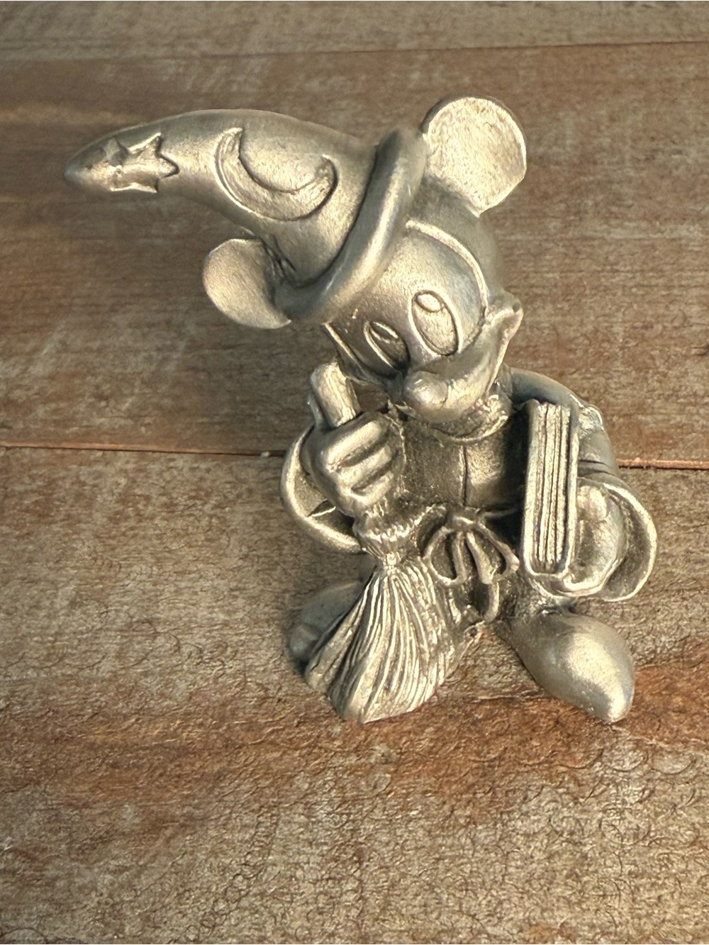 Sorcerer’s Apprentice Mickey Mouse Hudson Disney Fine Pewter USA Fantasia